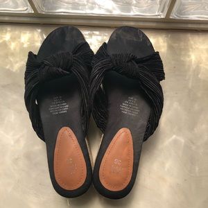 Black bow tie satrap slide platform sandals